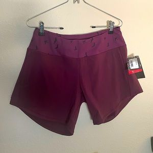 Oiselle roga shorts size 4 NWT